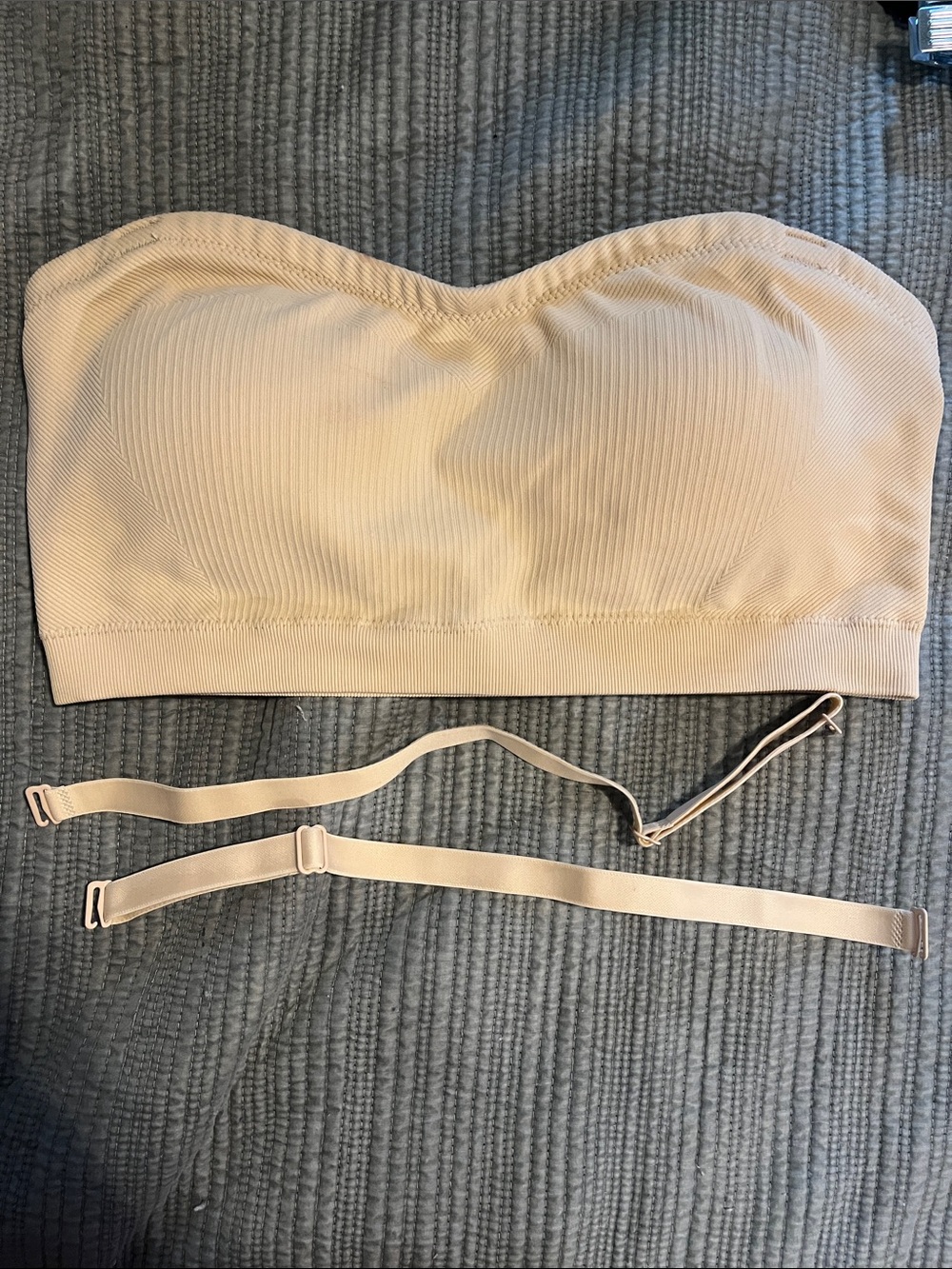 Strapless Ribbed Bandeau Bra in Nude